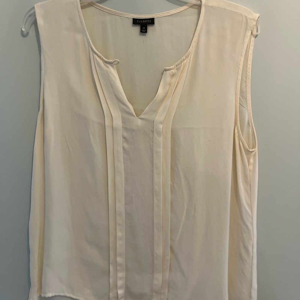 Talbots Cream V-Neck Pintuck Sleeveless Top